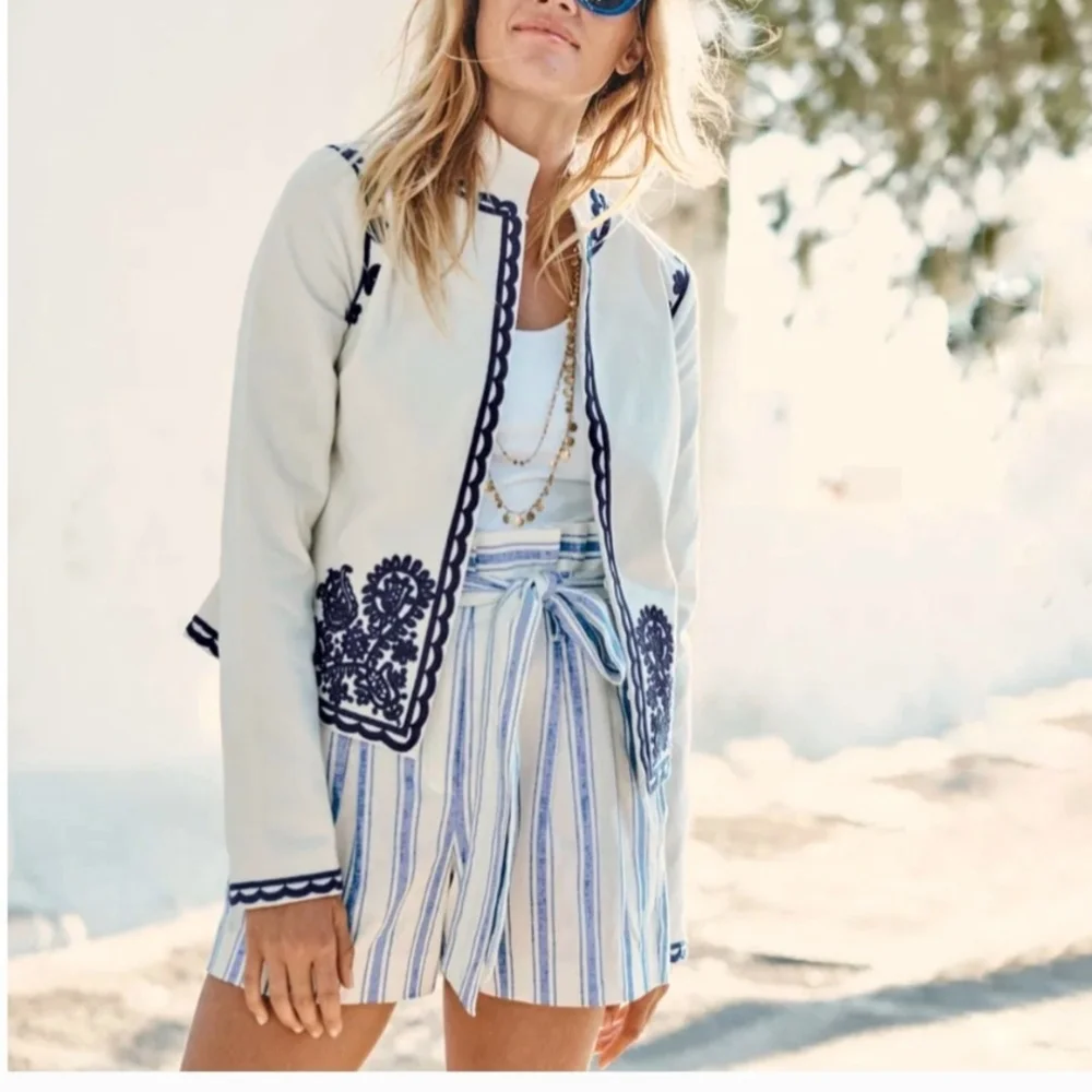 Boden St. Ives Paper Bag Blue & White Striped Linen Shorts - Picture 2 of 6